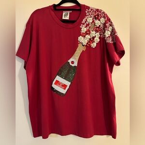 Queen of Sparkles Popping Champagne Tee in Red. Size 2XL